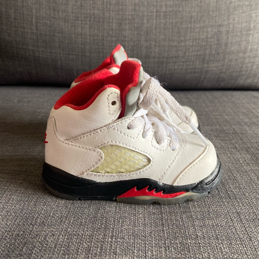 Nike Air Jordan 5 Retro Fire Red Toddler Size 4c